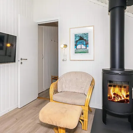 6 Person In Laeso-by Traum * Laeso